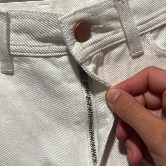 G. LABEL BY GOOP shorts - Picture 2 of 7